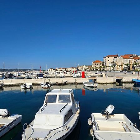 Apartment Blanca With Jacuzzi,Terase And Private Parking Kaštela Esterno foto