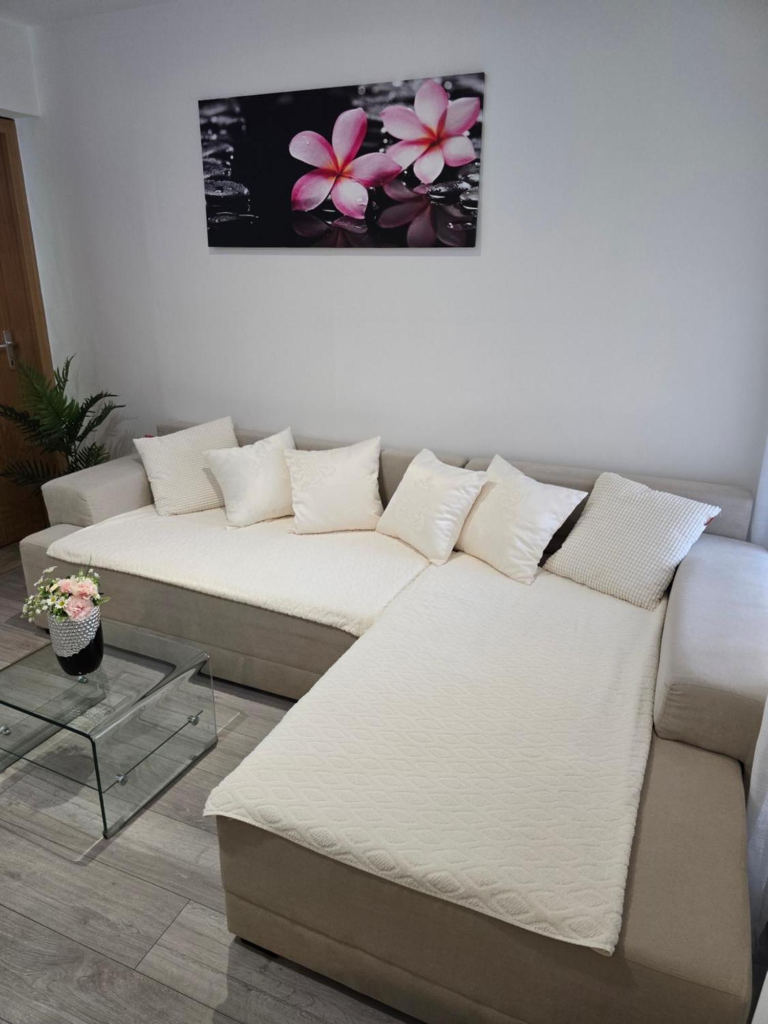 Apartment Blanca With Jacuzzi,Terase And Private Parking Kaštela Esterno foto